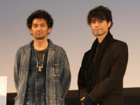 （右から）斎藤工、村上淳