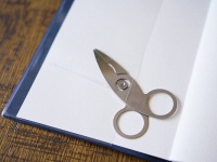 ちょこんとかわいい！　持ち運びに便利なコンパクト文房具3選