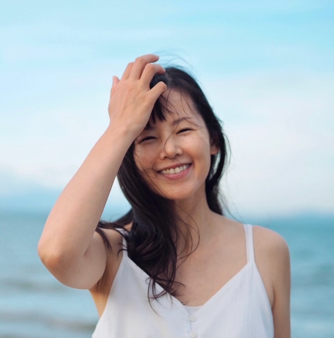 Instagram:小西真奈美(@manami.official)より