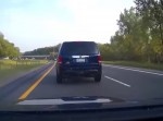 【危険】前の車を煽った結果、急ブレーキをかけられて最悪の事態に…