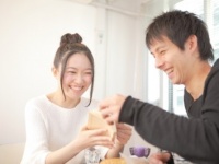 デートで実践すべし!?　男性に聞いた「支払いのときに好感度がアガる女の言動」4選