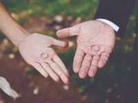 今日は「円満離婚の日」！理想の離婚夫婦ランキング、第1位は？