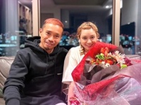 平愛梨、長友佑都との“幸せツーショット”を公開。「素敵な夫婦！」と絶賛の声