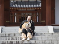 「柴犬まるのワン若心経」予約開始！奈良県薬師寺の和尚さんに会ってきたよ