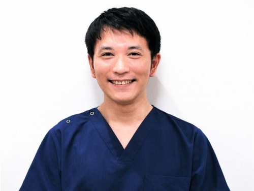 院長の矢口匡先生は、笑顔が素敵なイケメンドクター。とても優しい雰囲気で話しやすく、安心してカウンセリングに臨めそうです
