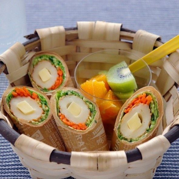 スポちくロールサンド（一正蒲鉾公式サイト・レシピ集より）