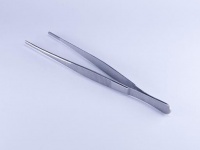 医師もびっくりの珍症例。息子スティックに4年間もピンセットを突っ込んだままだった男性（サウジアラビア）