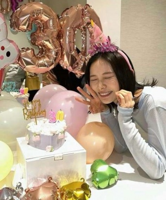 Instagram:朝日奈央(@pop_step_asahi)より