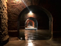 現代に残された2000年以上前の古代ローマの巨大地下貯水槽（イタリア）