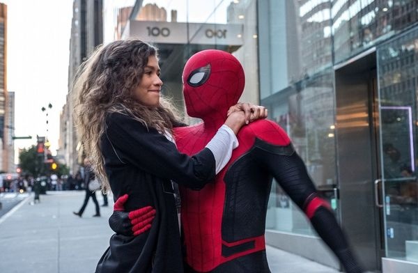 スパイダーマンとヒロイン