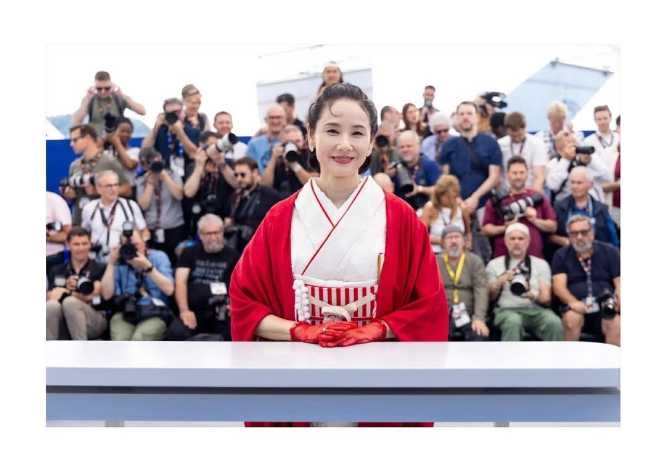 Instagram:吉田羊（@yoshidayoh_official）より