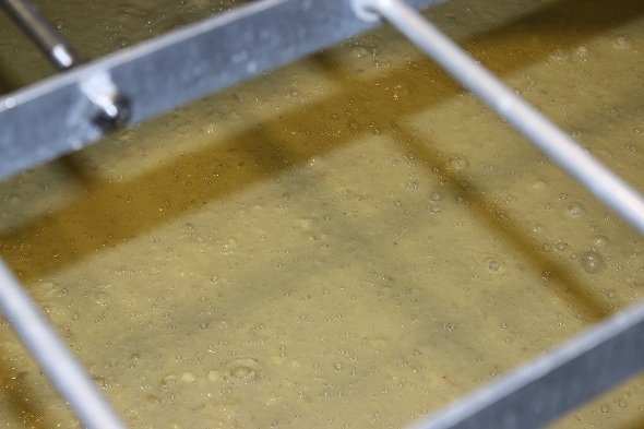 黄色い泡が大量に