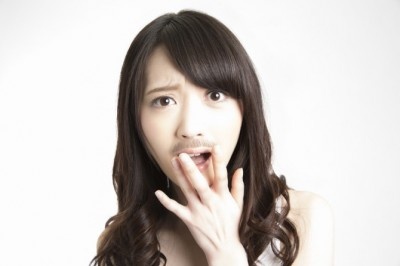 見ないで！　女子が「オス化」してる瞬間12　「大きく脚を開いて……」ほか