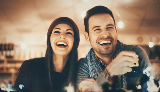 あなたとの距離が近い男性の心理