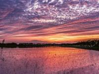 「まるで夢のよう」「これは、夕焼けというより...」　千葉で遭遇した〝幻想的絶景〟に圧倒される
