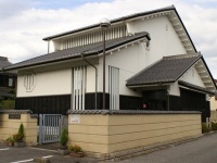 国友鉄砲の里資料館（663highlandさん撮影、Wikimedia Commons