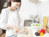 将来「いい妻」になりそうな女性の特徴・6つ