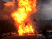西部警察のロケかよ！ロシアで自動車が炎上し大爆発