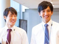 「頼れる」vs「甘え上手」どっちの年下男子が好き？　なんと8割以上が●●!!