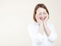 「照れテク」だけでモッテモテになる!?　男性を思わずキュンとさせた照れ方4選