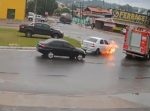 幸運！？　火事が起きたすぐそばにたまたま消防車が！