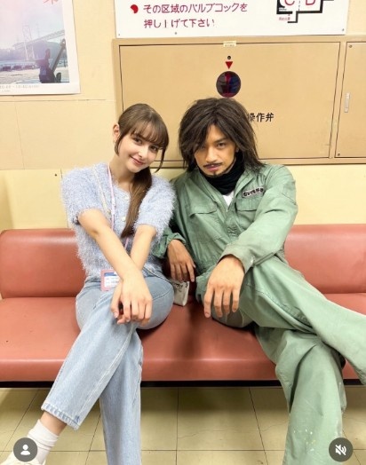 Instagram:嵐莉菜(@lina_arashi)より