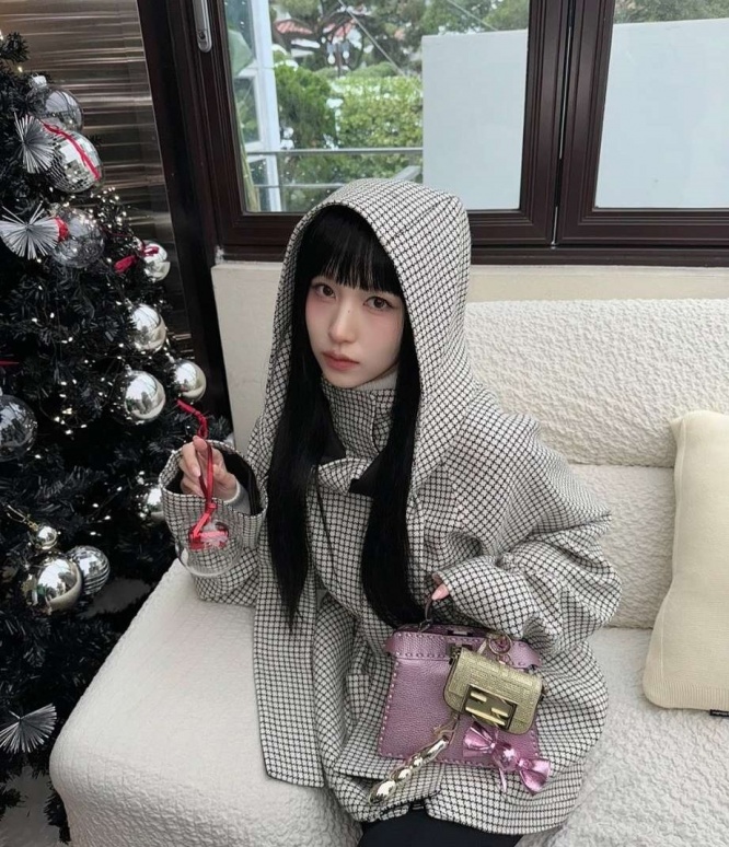 Instagram:ミナ(@mina_sr_my)より