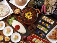 「ホテルの洋食ビュッフェ」