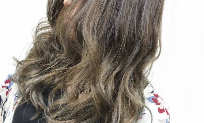 夏ダメージを見せない!夏のハイトーンを活かす!【アプリエ×秋】おすすめヘアカラー