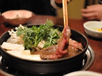 すき焼き（ajariさん撮影、Flickrより）