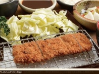 とんかつ小ばやしのとんかつ定食（とんかつ小ばやしホームページより）