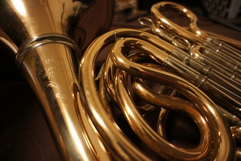 ホルン（zenjiroさん撮影、Flickrより）