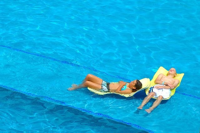 この夏に行きたい？ 有名ホテルのプール5選