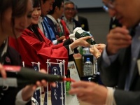 2016年の試飲会の様子