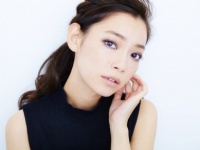 【パーティメイク～女ウケ編～】カラーマスカラとベージュリップでおしゃれメイクが完成！