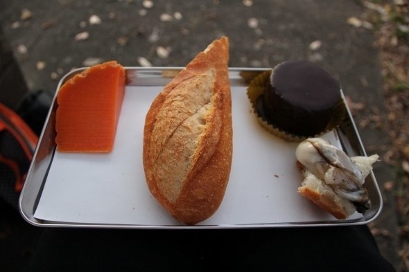 旧エンブレムっぽく並べた（2015年12月撮影）