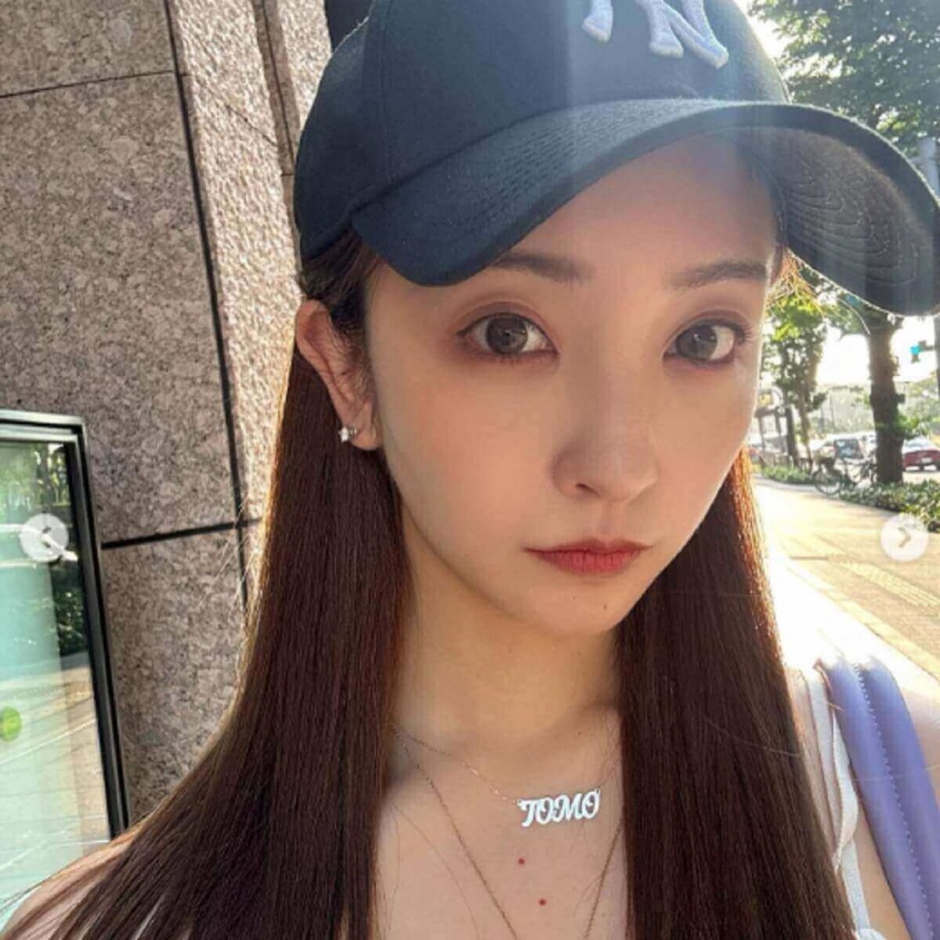インスタグラム：板野友美(@tomo.i_0703)より