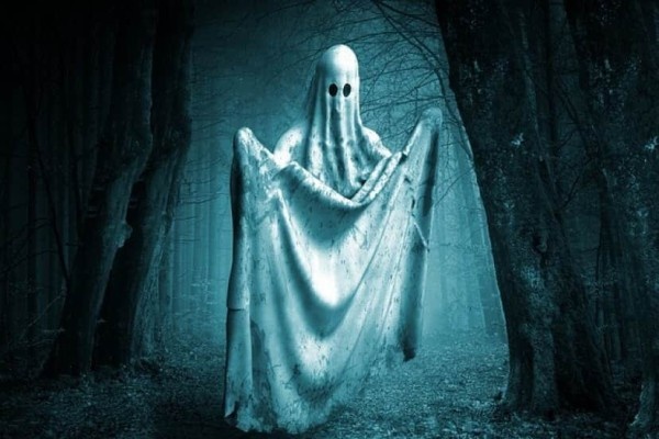 ghost-5676447_640