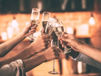 ノンアルでも好感度アップ！お酒好き彼とのデート術