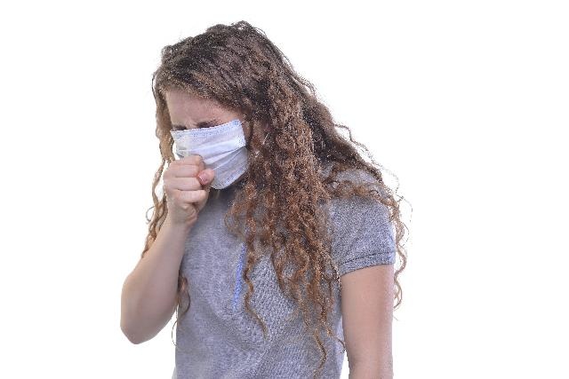 くしゃみでドキッ