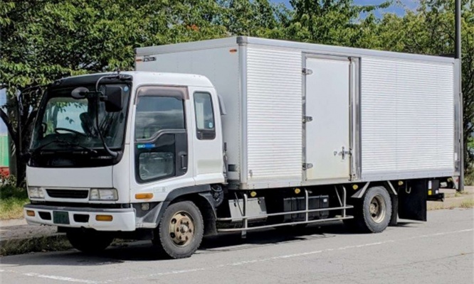 注目を集める女性トラックドライバーの活躍(画像はイメージです)