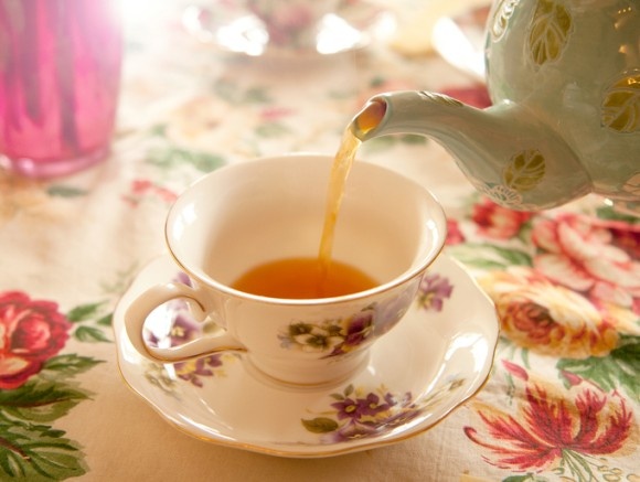 おいしい紅茶を入れる人は魅力が増す。イギリスの最近研究で明らかに