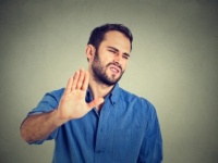 はい、アウトー!!　まわりに嫌われる人が「必ずやること」6つ