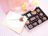 これちょーだい！　男性に聞いた「バレンタインにチョコと一緒にほしいプレゼント」4つ