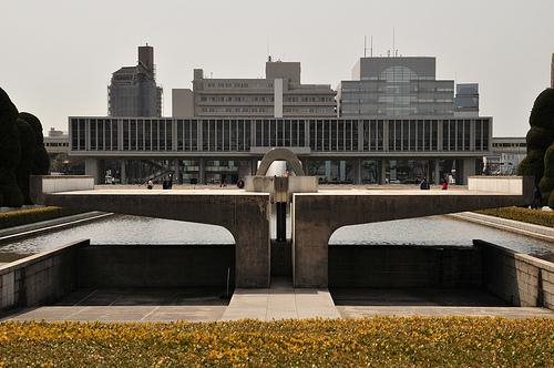広島平和記念資料館（m-louis .（R）さん撮影、Flickrより）