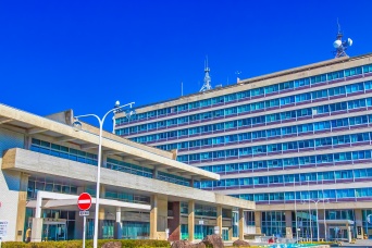 小学校女性教諭(36)懲戒処分　児童6人に『くず・死ね・消えろ』と暴言　「頭や頬を叩く」暴力行為も…