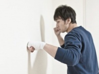 彼女の首、絞めちゃダメェ!!　彼氏に「恐怖を感じた瞬間」6選