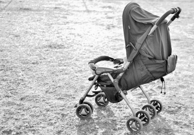 ベビーカーを押していたときのエピソード(画像はイメージ)