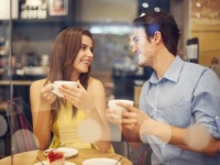 約6割が〇〇デート希望！　男性は初デートは「ランチ」or「ディナー」どちらがいい？
