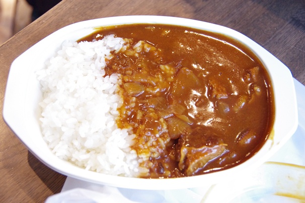 C89で販売されているビーフカレー3
